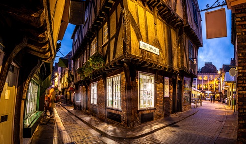 7 Most Beautiful Christmas Markets In Europe